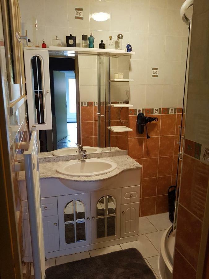 Chez Violette Appartement Destry Buitenkant foto